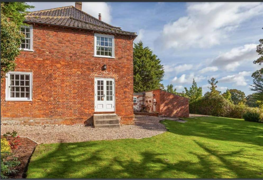 Large Three Storey Georgian House And Gardens Villa Wrentham Esterno foto